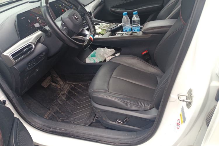 Used CHANGAN UNI-T 2020 1.5T Prestige Version
