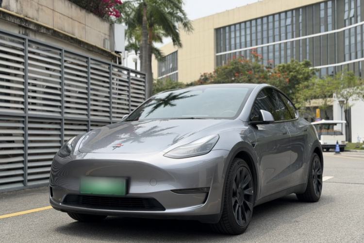 Used Tesla Model Y 2024 Long-Range All-Wheel-Drive Version