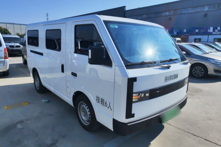 Used SRM New Energy E3 2025 Fudi 310KM Practical Passenger Vehicle
