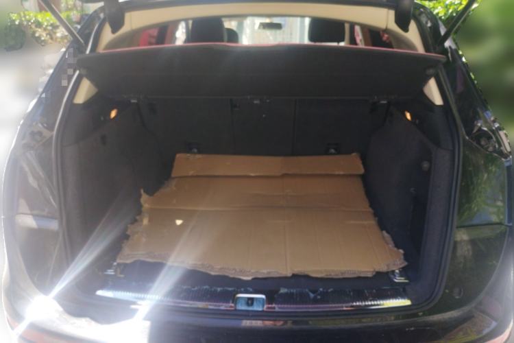 Used Audi Q5 2017 Plus 40 TFSI Ambition Model Trunk