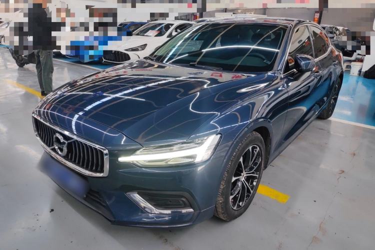 Used Volvo S60 2020 T4 Zhiyi Luxury Edition