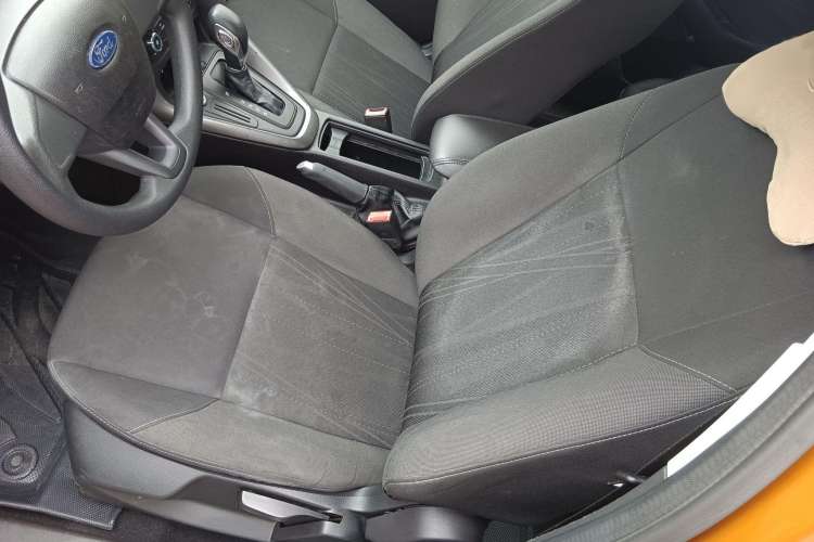 Used Ford Focus 2015 Hatchback 1.6L Automatic Comfort Model
