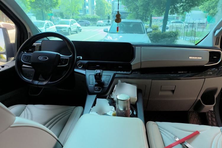 Used Ford Transit 2023 2.0T Diesel Automatic Commercial Van Short Wheelbase Low Roof—7/8/9-Seater