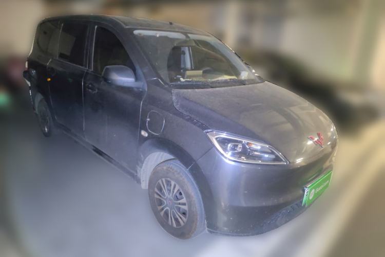 Used Wuling Hongguang New Energy 2024 All-Electric Model 300KM Standard Version Front Right 45 Deg
