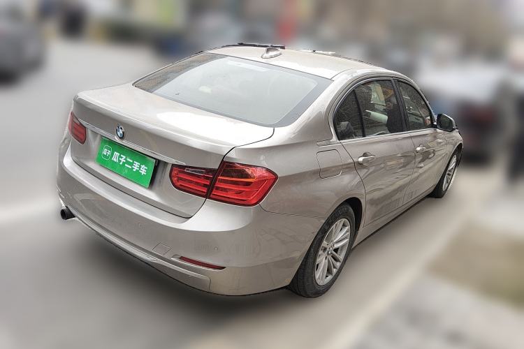 Used BMW 3 Series 2015 316Li Fashion Model
