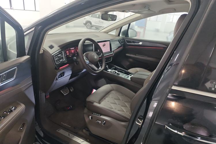 Used Volkswagen Viloran 2024 380TSI Premium Edition