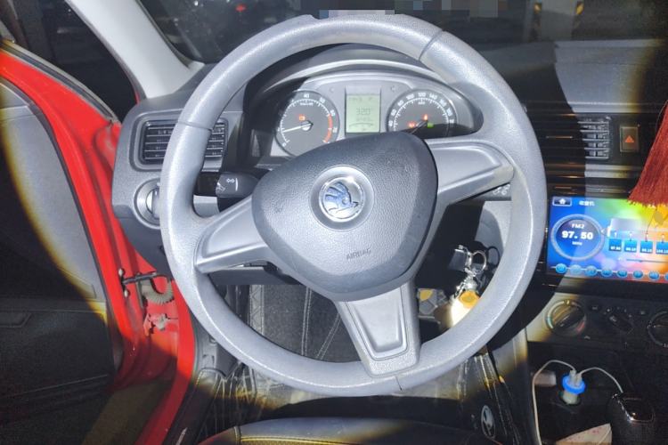 Used Skoda Rapid Spaceback 2014 1.6L Automatic Enjoyment Edition