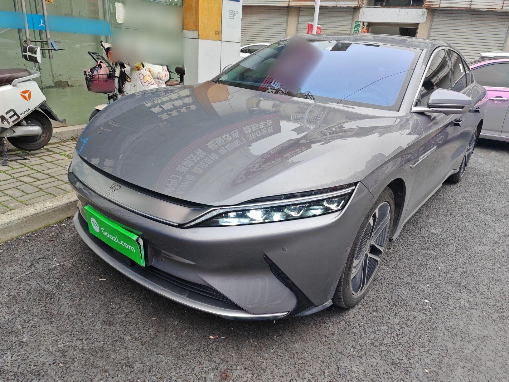 Parte inferior delantera