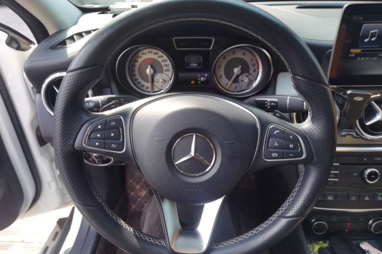 Used Mercedes-Benz GLA 2016 GLA 220 4MATIC Fashion Edition
