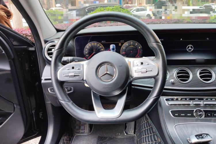 Used Mercedes-Benz E-Class 2020 Restyled E 300 L Sport Exclusive Edition Steering Wheel