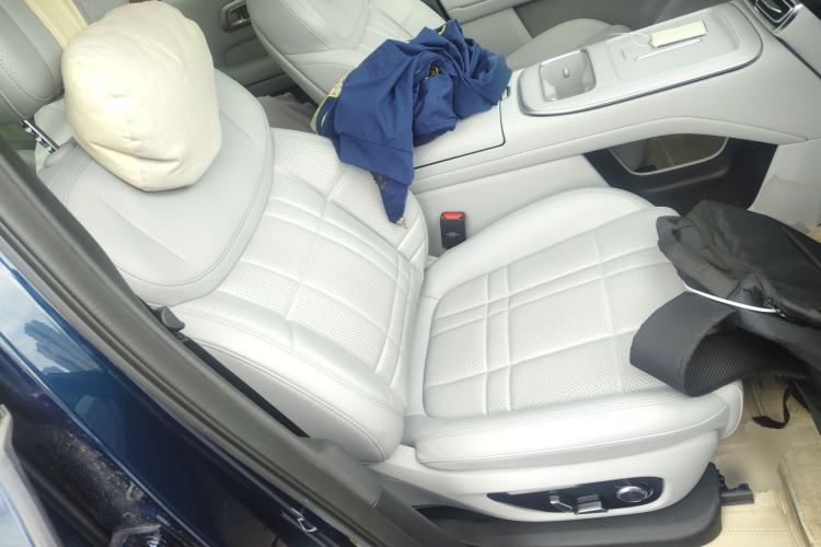 Used Deepal S09 2025 Rear-Drive Ultra+ Right Front Seat