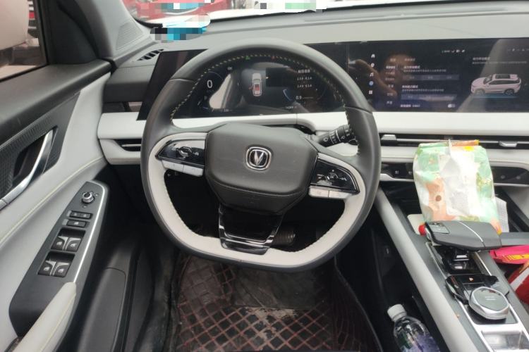 Used Changan CS75 PLUS 2023 3rd Generation 1.5T Automatic Prestige Model
