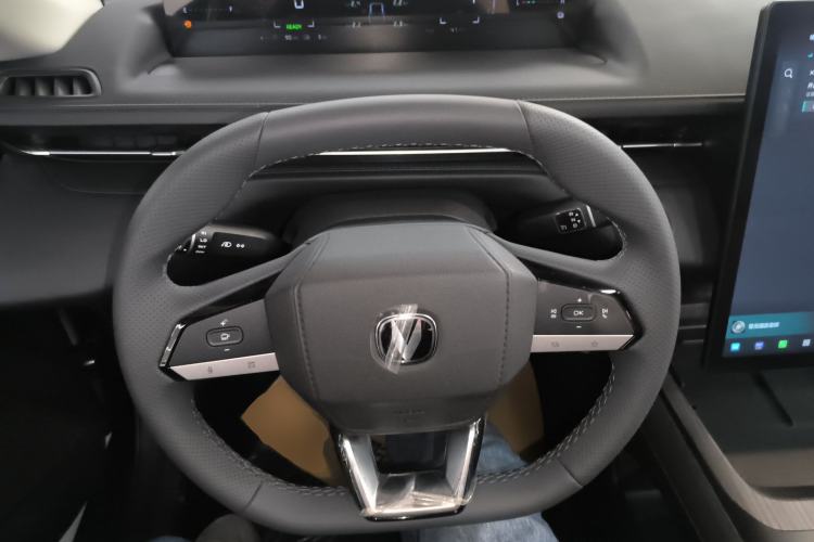 Used CHANGAN Eado PHEV 2025 Smart New Blue Whale 145KM Battleship Edition