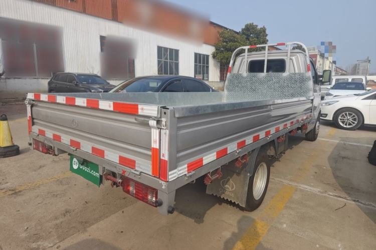 Used CHANGAN KUAYUE Wang X7 2025 1.6L Single-Row Double Rear Wheels Dong'an DAT18R 3.7 Meters Rear Right 45 Deg