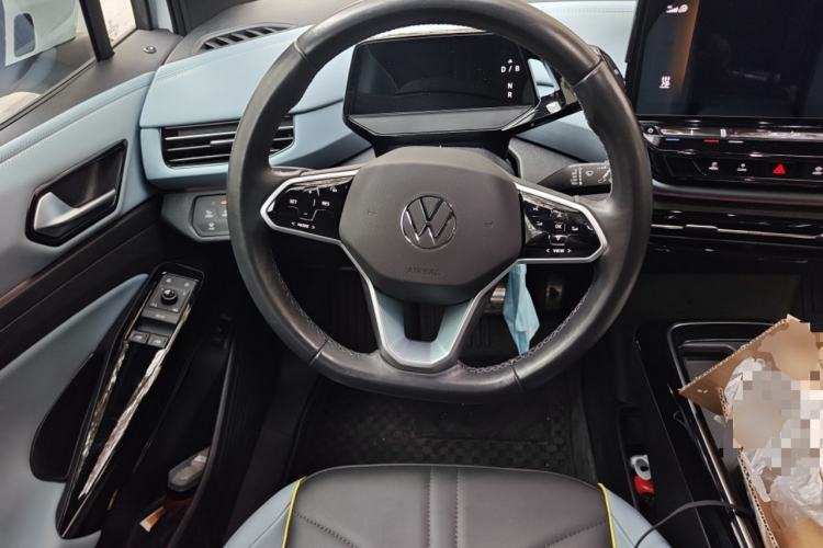 Used Volkswagen ID.4 X 2023 Ultra-Intelligent Long-Range Version Steering Wheel
