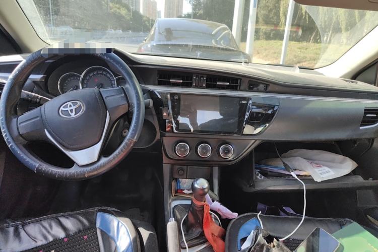 Used Toyota Levin 2016 1.6G Manual Elite Edition Center Console