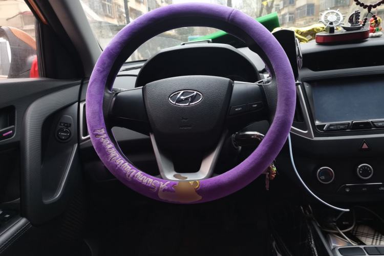 Used Hyundai ix25 2015 1.6L Manual Two-Wheel Drive Fashionable GS Model Steering Wheel