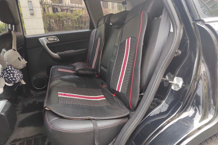 Used Haval H6 2016 Upgraded Model 1.5T Manual Two-Wheel Drive Urban Version
