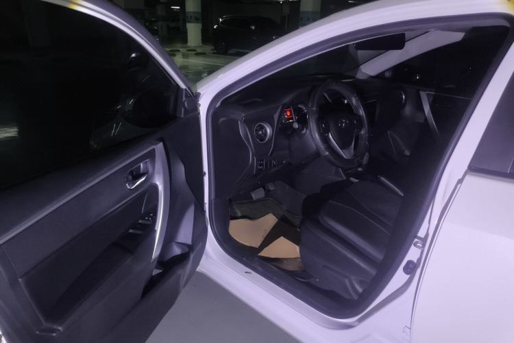 Used Toyota Corolla 2018 1.2T S-CVT GL-i Zhihui Edition Driver Seat