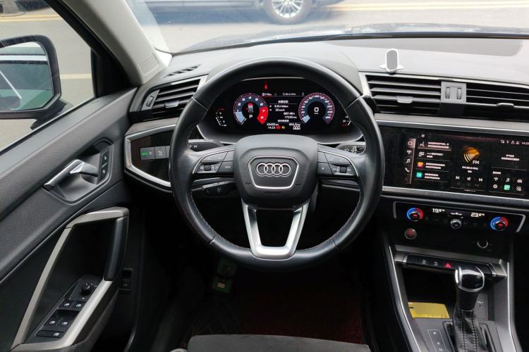 Used Audi Q3 2022 35 TFSI Progressive Dynamic Edition