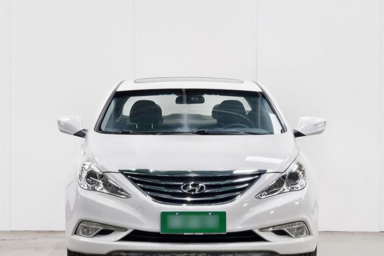 Used Hyundai Sonata 2015 Classic 2.0L Automatic Leading Edition Exterior 3