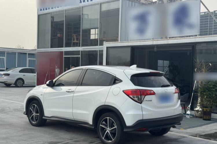 Used Honda Vezel 2020 1.5L CVT Pioneer Edition
