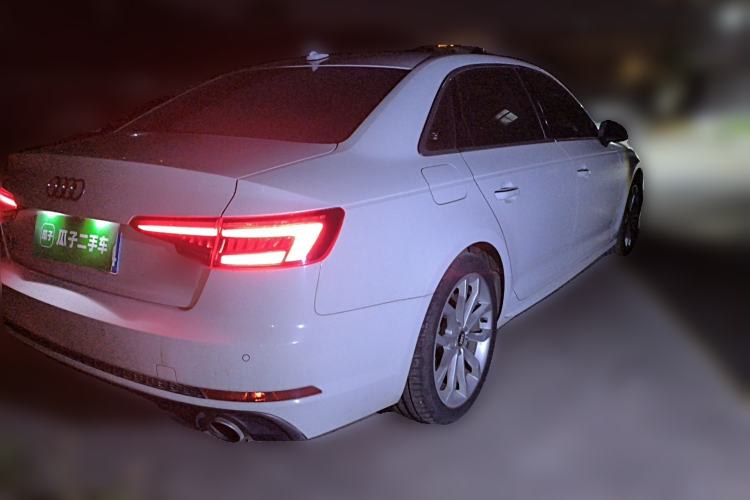 Used Audi A4L 2018 30th Anniversary Edition 40 TFSI Fashion Model
