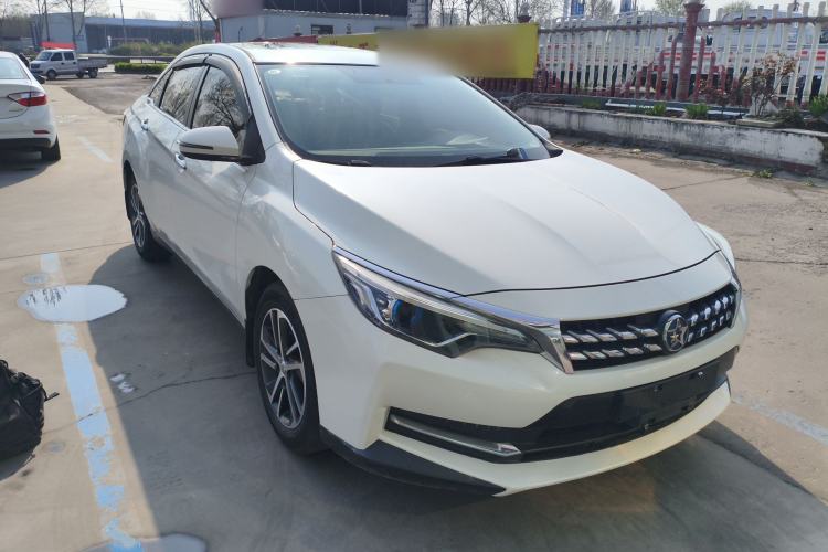 Used Venucia D60 2019 100 000 Honor 1.6L XL Manual Chenku Edition China V Standard
