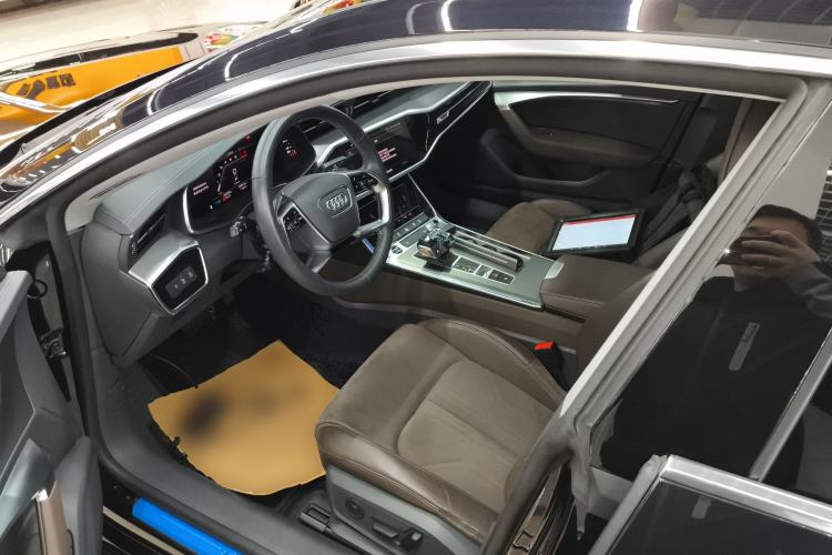 Used Audi A7L 2024 45TFSI S-line Dream-Building Edition Flow Crystal Package