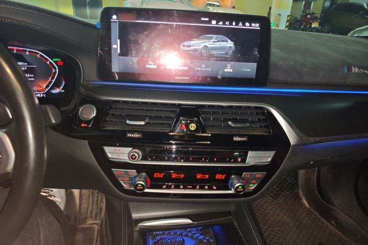 Used BMW 5 Series 2022 530i M Sport Package Audio And AC Panel