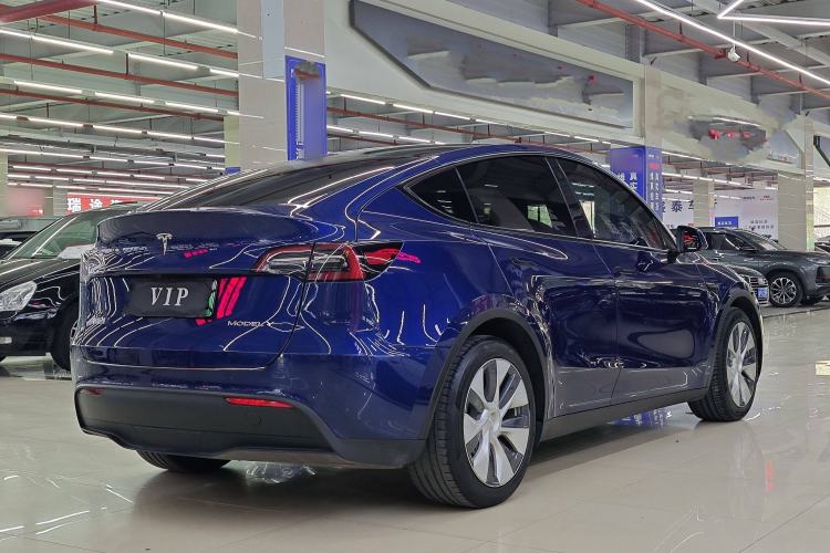 Used Tesla Model Y 2021 Standard Range Rear-Wheel Drive Version