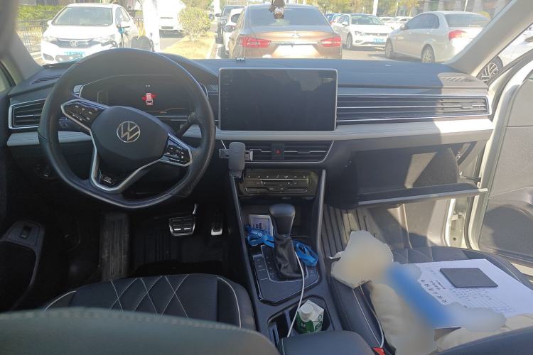 Used Volkswagen Tiguan L 2023 330TSI Automatic Two-Wheel Drive R-Line Enjoyment Edition