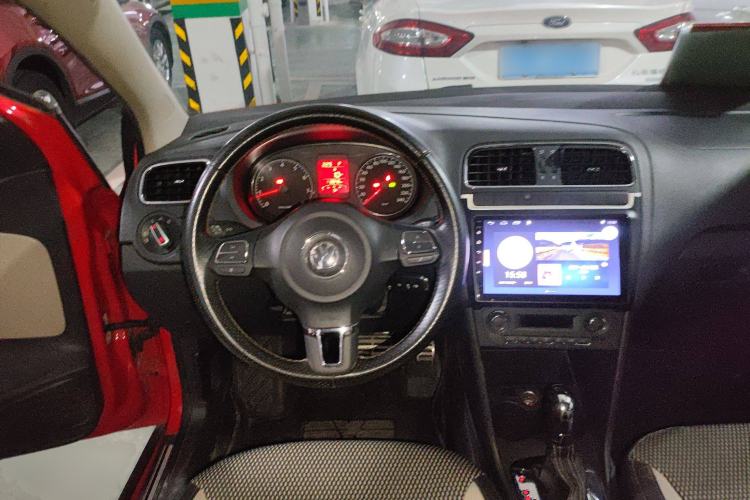 Used Volkswagen Polo 2012 1.6L Cross Polo Automatic Transmission
