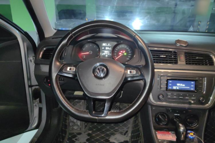 Used Volkswagen Lavida 2017 1.6L Automatic Comfort Edition