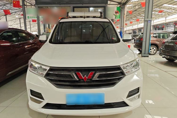 Used Wuling Hongguang 2019 1.5L S Comfort Edition China VI LAR
