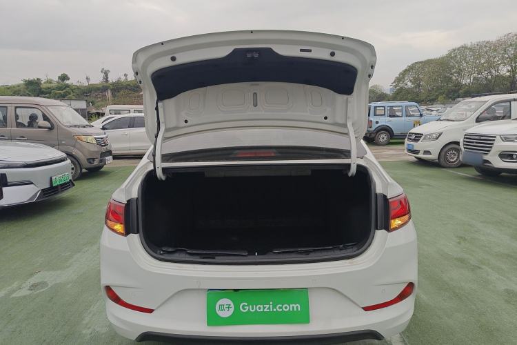 Used Hyundai Celesta 2018 1.6L Automatic GL Enjoyment Edition China VI compliant