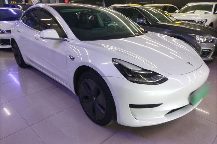 Used Tesla Model 3 2019 Standard Range Rear-Drive Upgraded Version Front Right 45 Deg