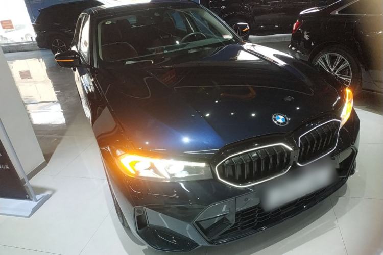 Used BMW 3 Series 2025 330Li M Sport Shadowline Package