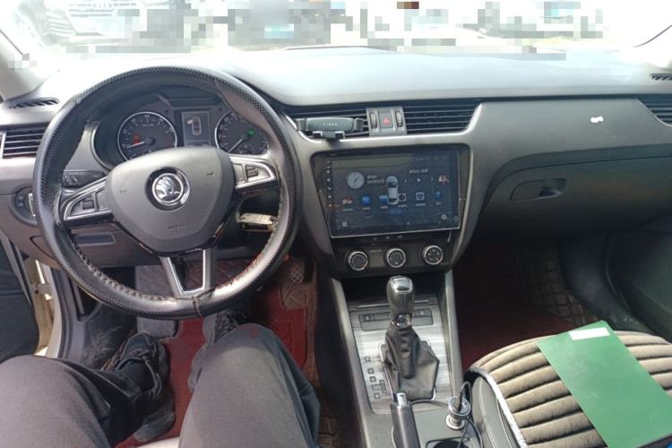 Used Skoda Octavia 2017 1.6L Automatic Smart Drive Edition