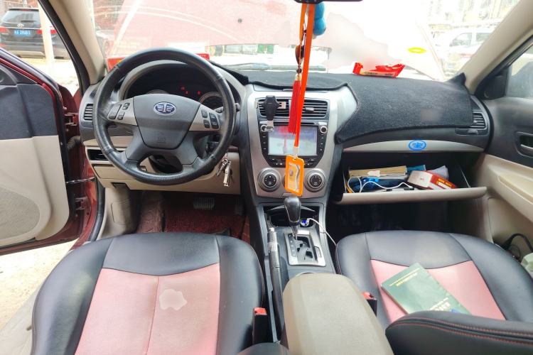 Used Bestune B50 2011 1.6L automatic with sunroof
