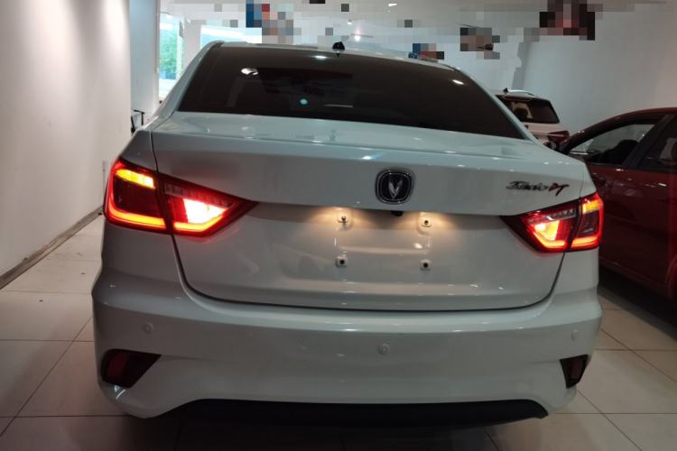 Used CHANGAN Eado DT 2019 1.6L Manual Comfort Model China VI Standard
