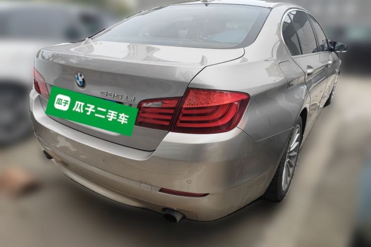 Used BMW 5 Series 2012 535Li Leading Model
