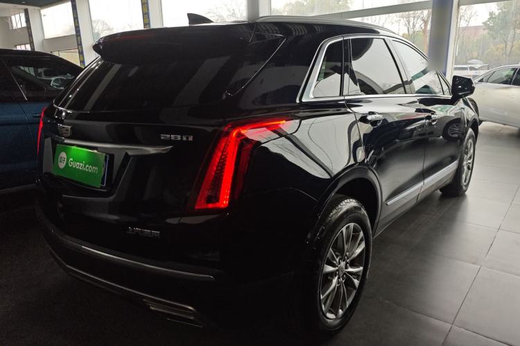 Used Cadillac XT5 2021 28T Luxury Model

