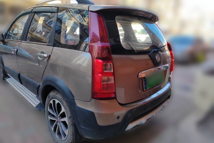 Used FORTHING Joyear X5 2013 1.6L Manual Luxury Model China V Standard
