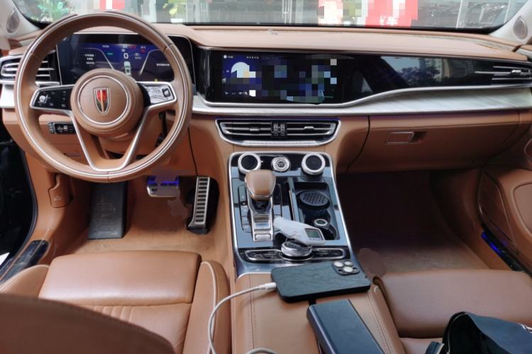 Used Hongqi H9 2020 2.0T Smart Connect Flagship Edition Center Console