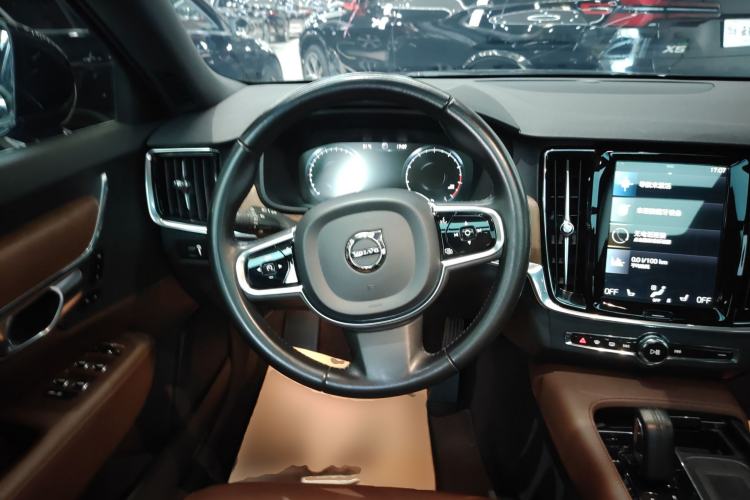 Used Volvo S90 2021 B5 Zhiyi Luxury Edition
