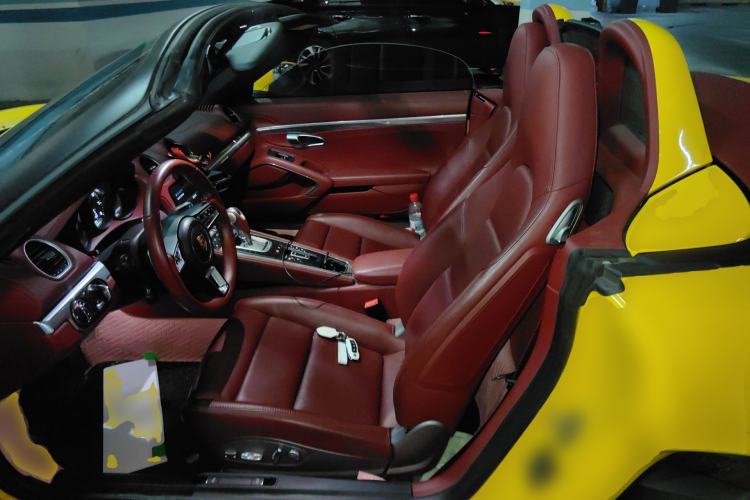 Used Porsche 718 2018 Boxster 2.0T Left Front Seat