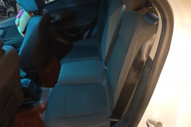 Used Buick Encore 2013 1.4T Manual Two-Wheel Drive Entry Model
