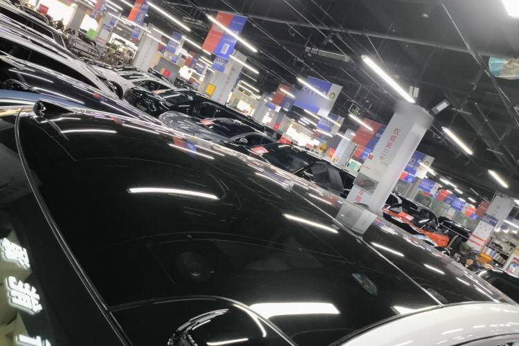 Used ONVO Luxeed L90 2025 Model—Pro Six-Seater Version