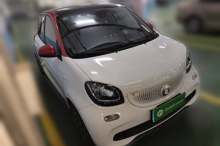 Used smart forfour 2016 0.9T 66 kW Pioneer Edition

